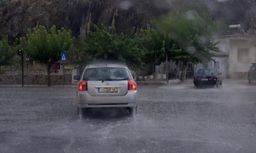 καιρός κυκλώνας